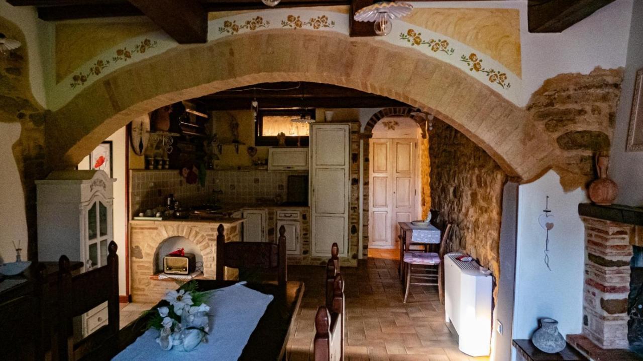 Il Casale Di Fiore Cannara エクステリア 写真